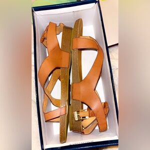 women’s casual sandals